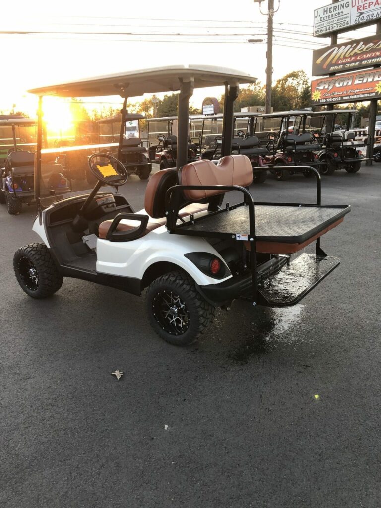 2015 Yamaha 48 volt DC electric golf cart 3" lift, Pearl White, LED lights, Carmel seats, with
