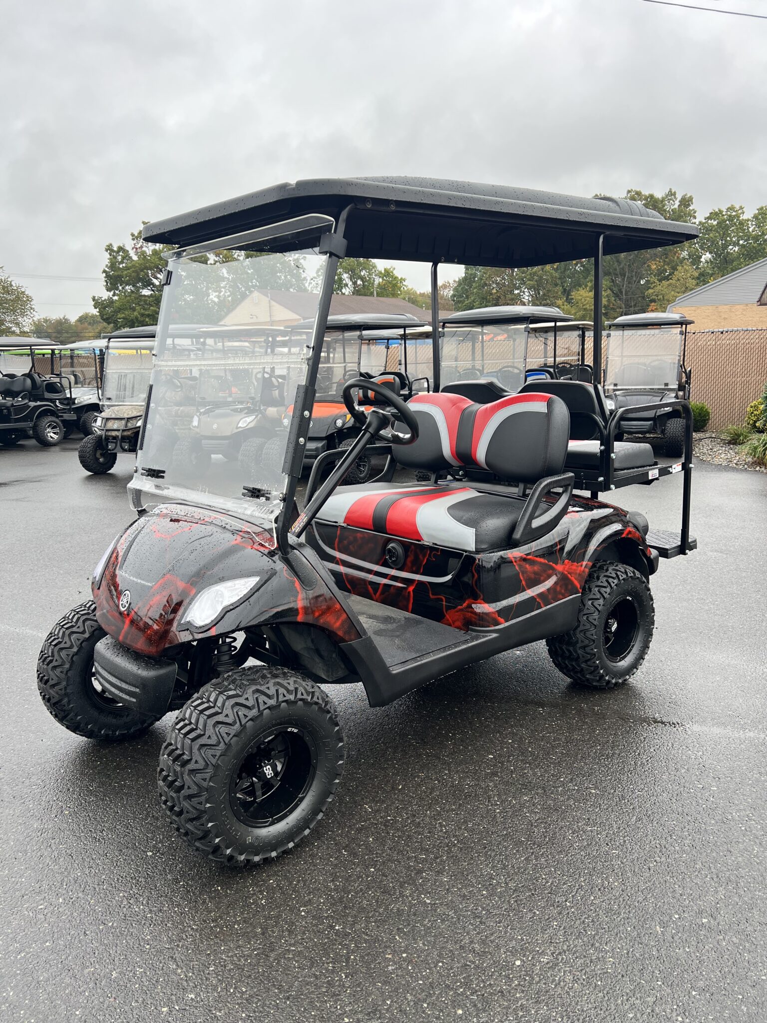 2014 Yamaha Drive 48 volt electric Custom golf cart, 3" lift, Red/Black Airbrush Mike's Golf