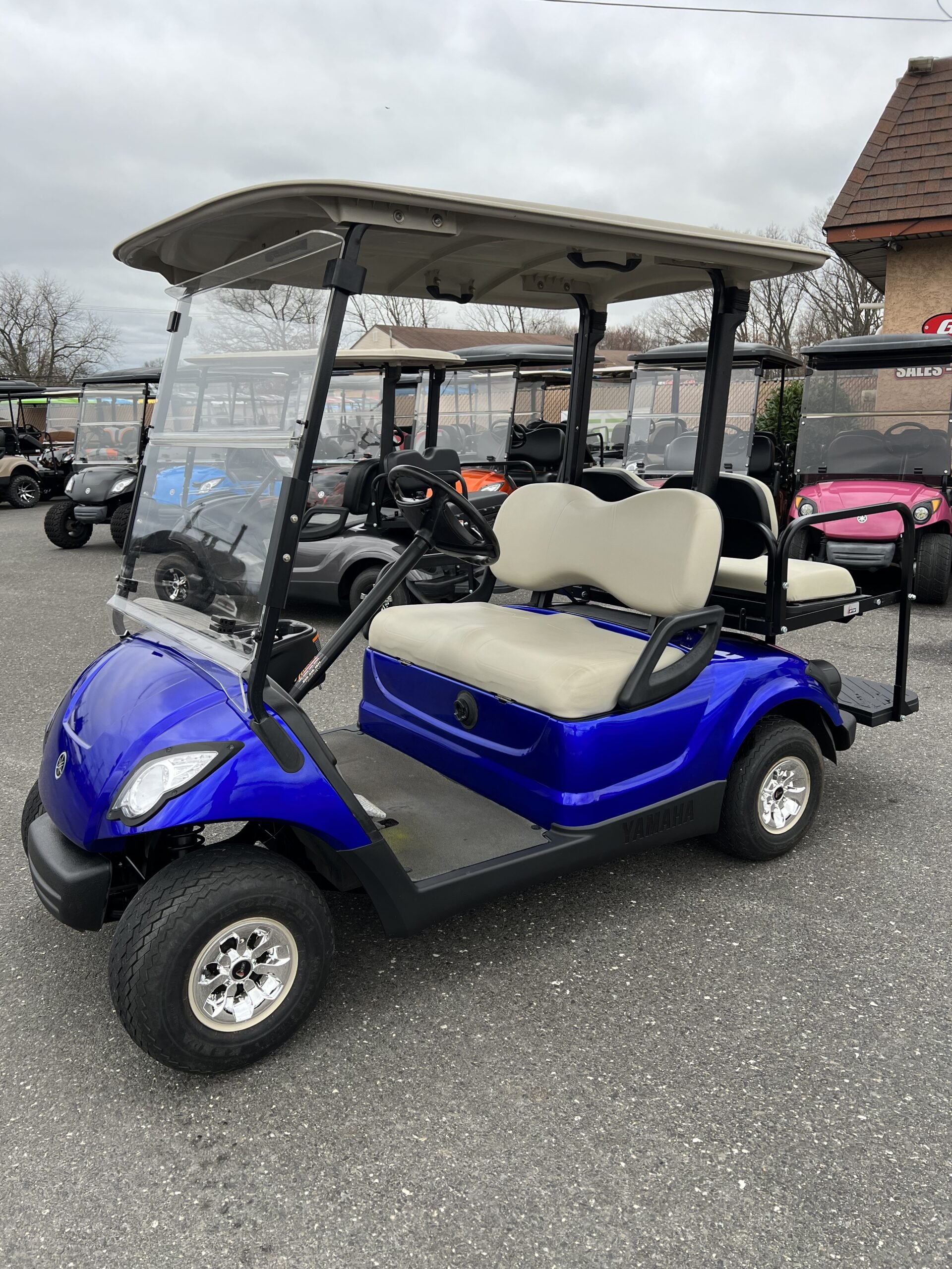 2014 Yamaha Drive 48 volt electric custom golf cart, Candy Blue Pearl